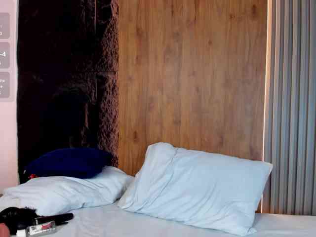 lia-sexx19 webcam