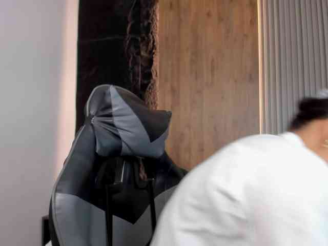 lia-sexx19 webcam