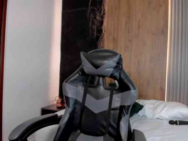 lia-sexx19 webcam