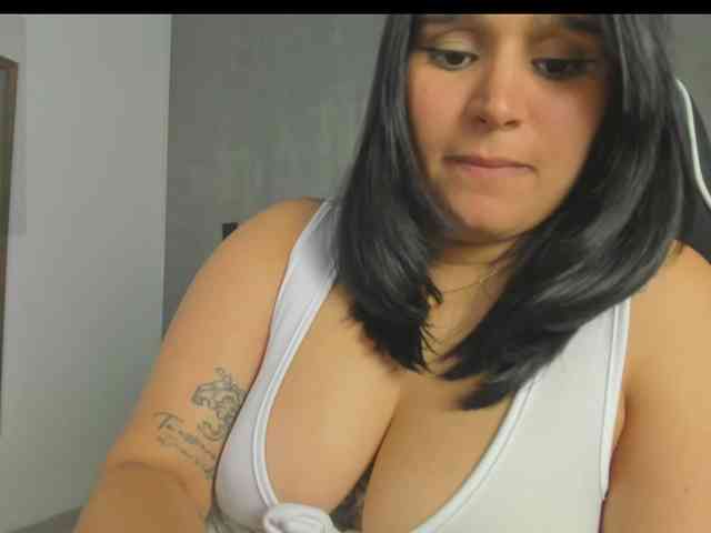 lia-sexx19