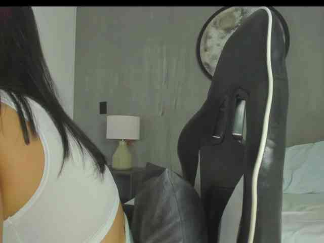 lia-sexx19