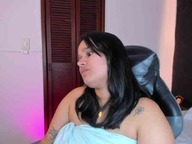 lia-sexx19 webcam