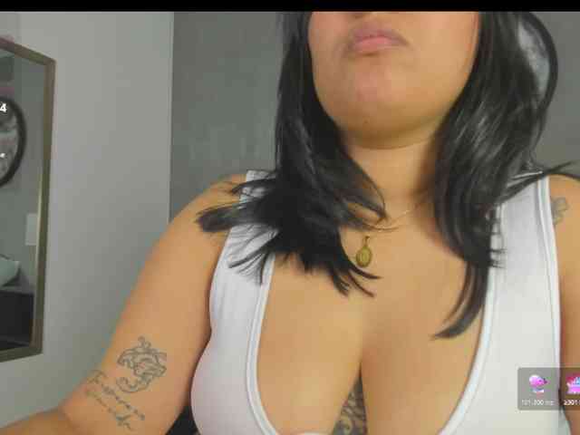 lia-sexx19