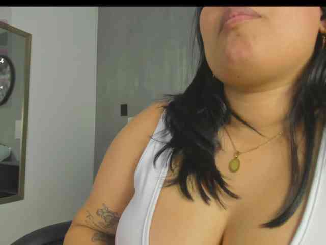 lia-sexx19