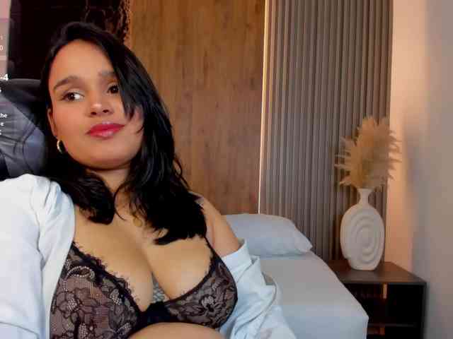 lia-sexx19