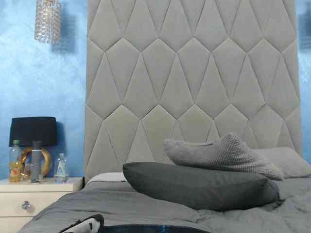 AretiAlisia webcam