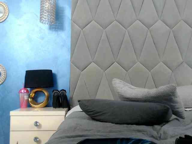 AretiAlisia webcam