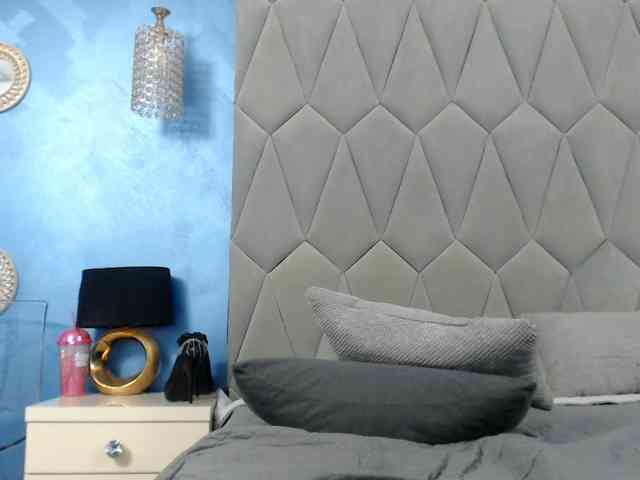 AretiAlisia webcam
