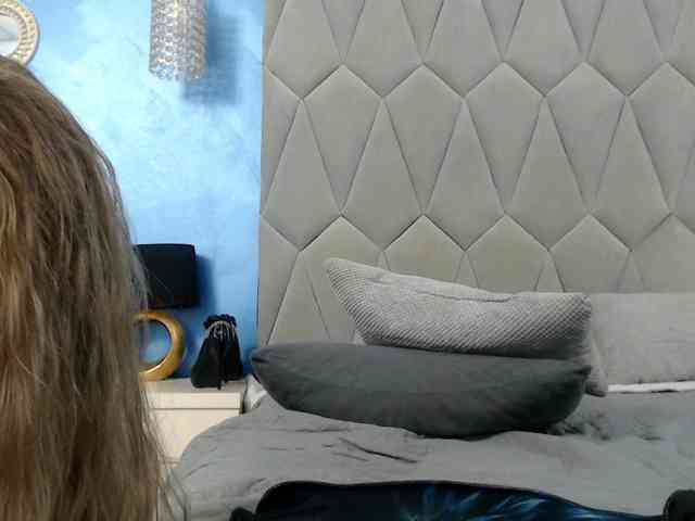 AretiAlisia webcam