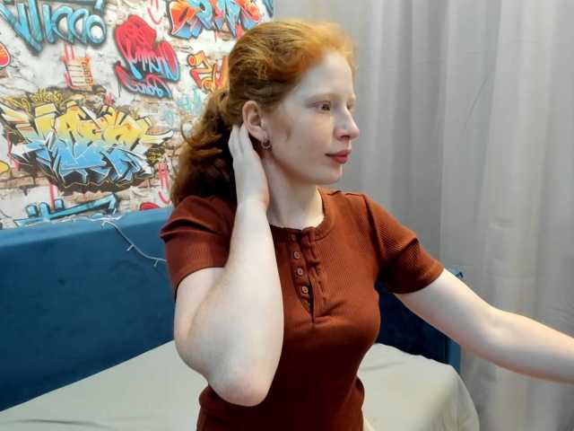 Sandra-Wi1son live cam on BongaCams