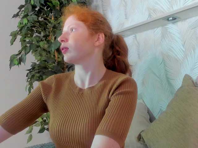 Sandra-Wi1son live cam on BongaCams