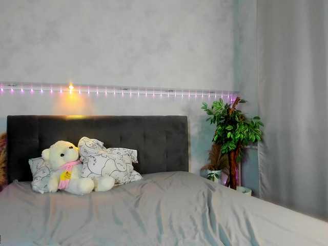 Sandra-Wi1son live cam on BongaCams