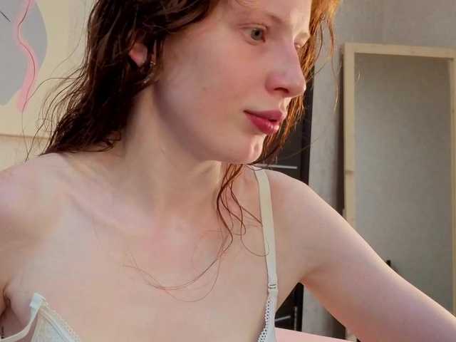 Sandra-Wi1son live cam on BongaCams