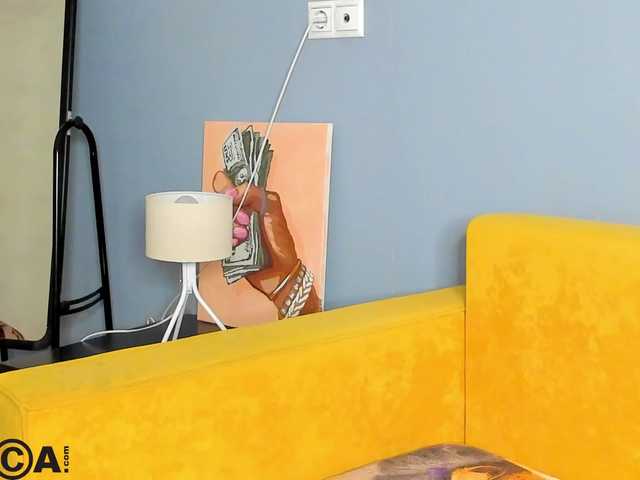 Sandra-Wi1son live cam on BongaCams