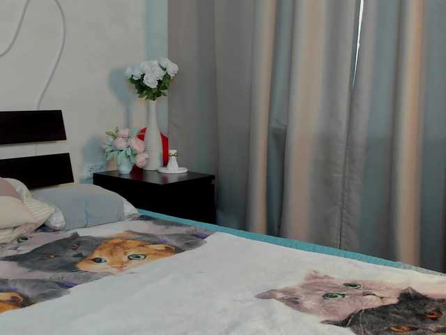 Sandra-Wi1son live cam on BongaCams