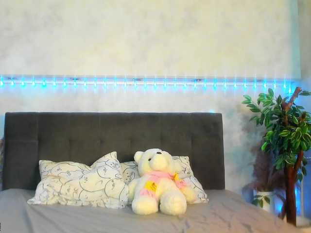 Sandra-Wi1son live cam on BongaCams