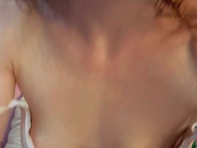 Sandra-Wi1son live cam on BongaCams
