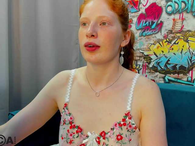 Sandra-Wi1son live cam on BongaCams