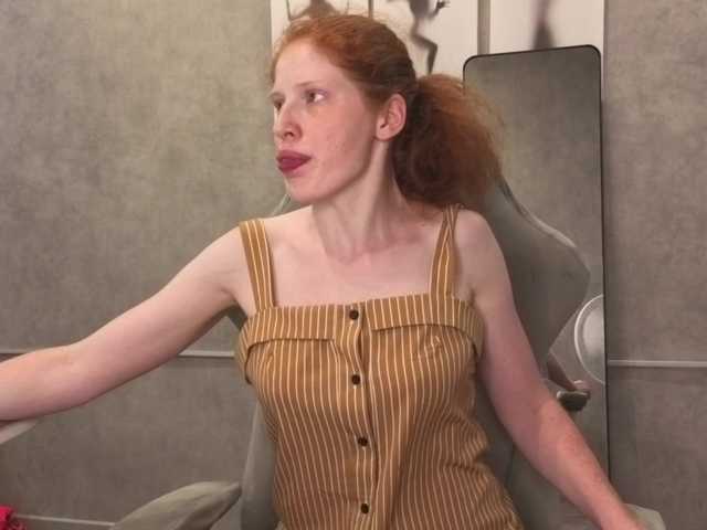 Sandra-Wi1son live cam on BongaCams