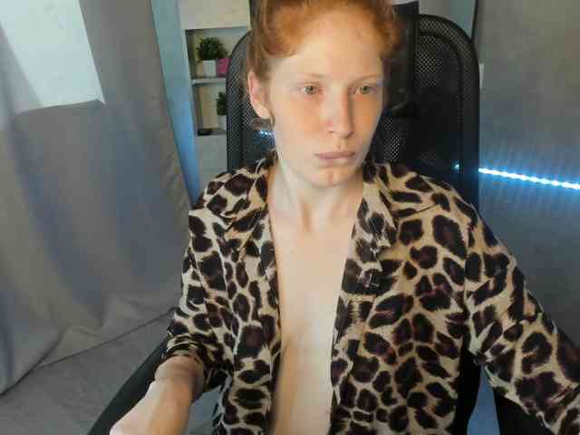 Sandra-Wi1son webcam