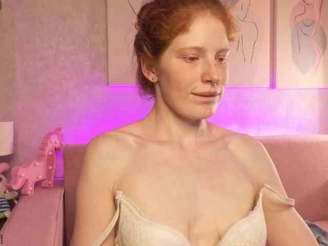 Sandra-Wi1son webcam