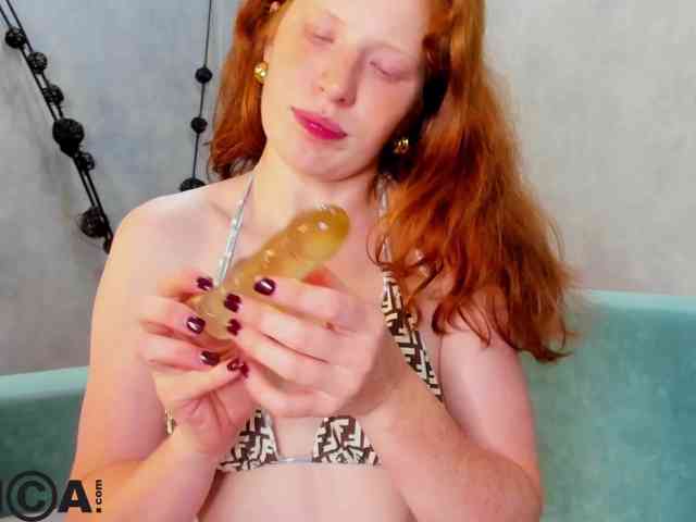 Sandra-Wi1son webcam