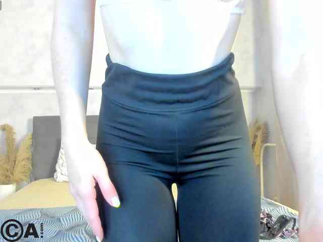 Sandra-Wi1son webcam