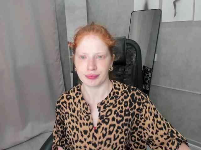Sandra-Wi1son webcam