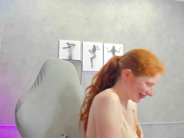 Sandra-Wi1son webcam