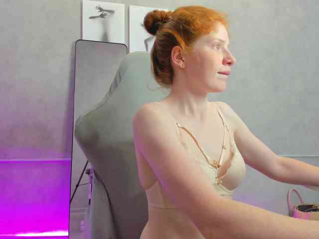 Sandra-Wi1son webcam