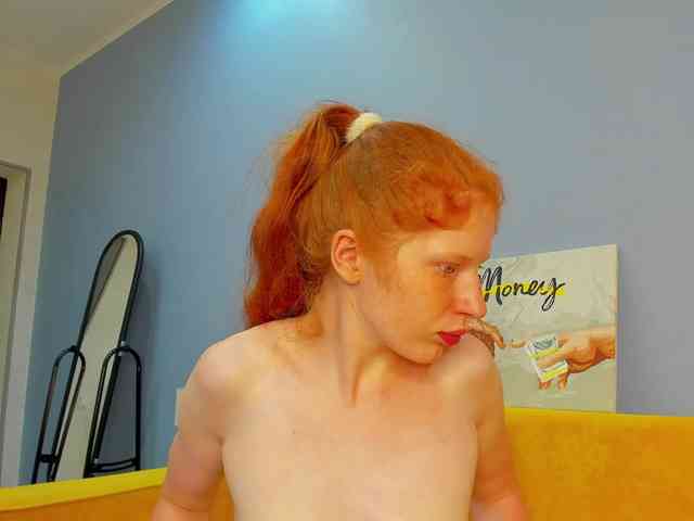 Sandra-Wi1son webcam