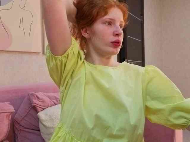 Sandra-Wi1son webcam