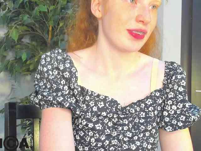 Sandra-Wi1son webcam