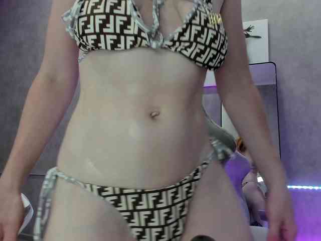 Sandra-Wi1son webcam