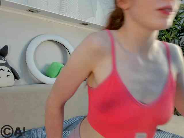 Sandra-Wi1son webcam