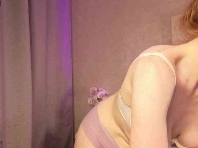 Sandra-Wi1son webcam
