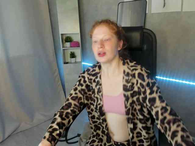 Sandra-Wi1son webcam
