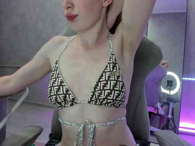 Sandra-Wi1son webcam
