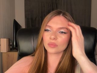 mirrra Porn Show