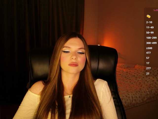 mirrrrra live webcam show