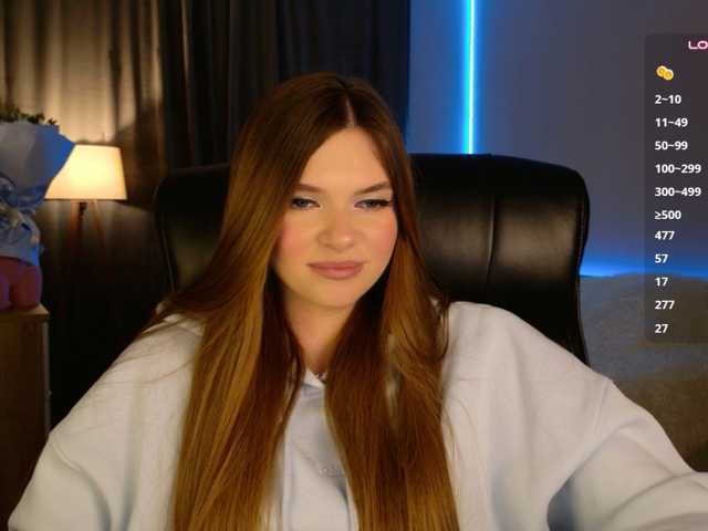 mirrra live cam on BongaCams