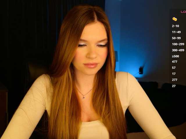 mirrrrra, en vivo ahora en BongaCams