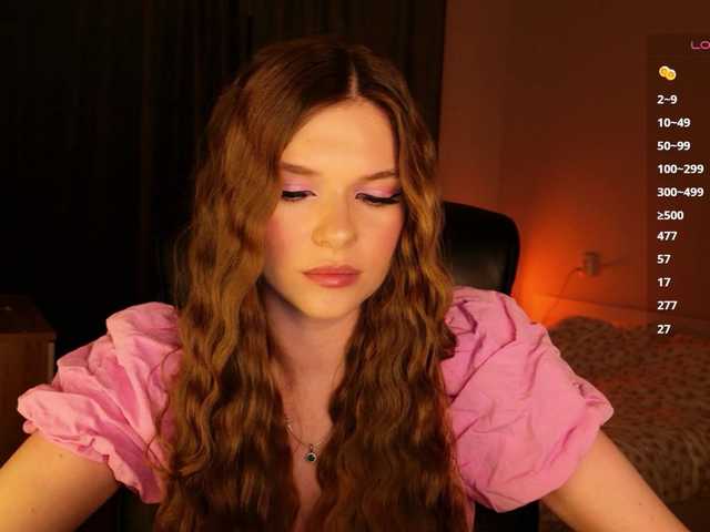 mirrrrra Live Cam on BongaCams