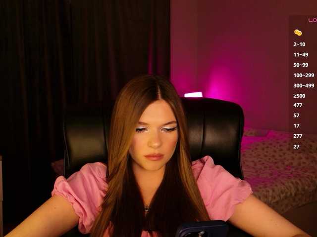 mirrrrra live cam on BongaCams