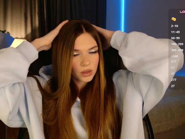 mirrra live cam on BongaCams