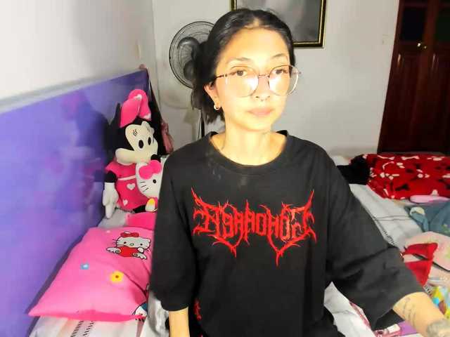 Anaislux live cam on BongaCams