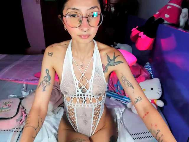 Anaislux, en directo ahora en BongaCams