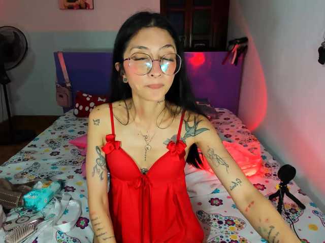 Anaislux live cam on BongaCams