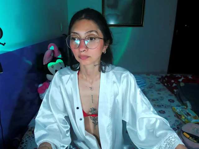 Anaislux live cam on BongaCams