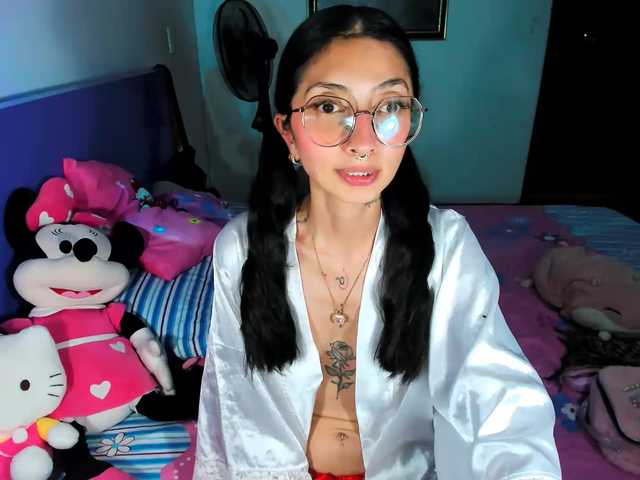 Anaislux live cam on BongaCams